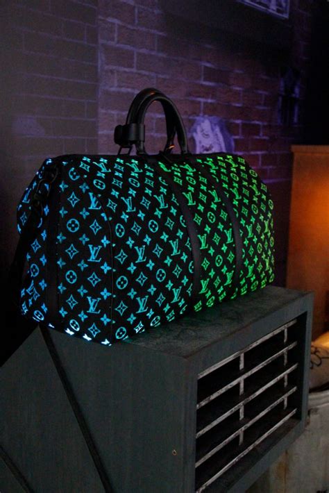 armani louis vuitton|louis vuitton light up.